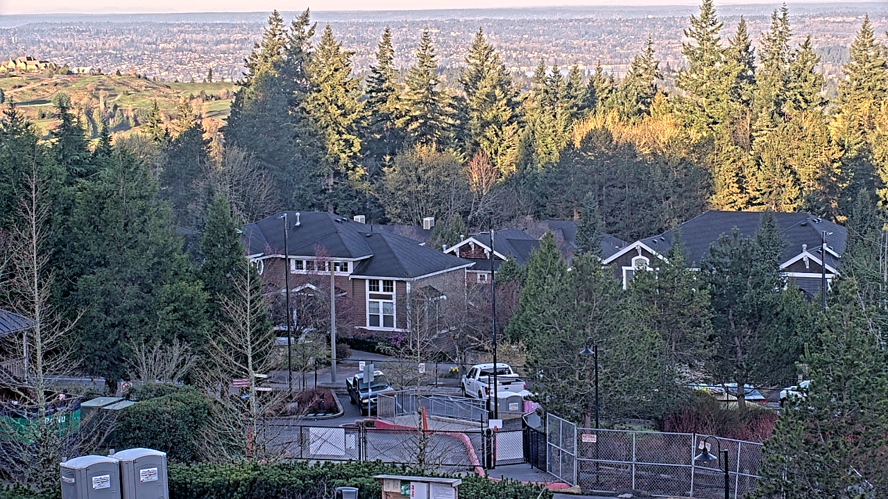 Thumbnail for current weather camera view from Open Window School 1200 ft elev Cougar Mtn in Bellevue, Washington