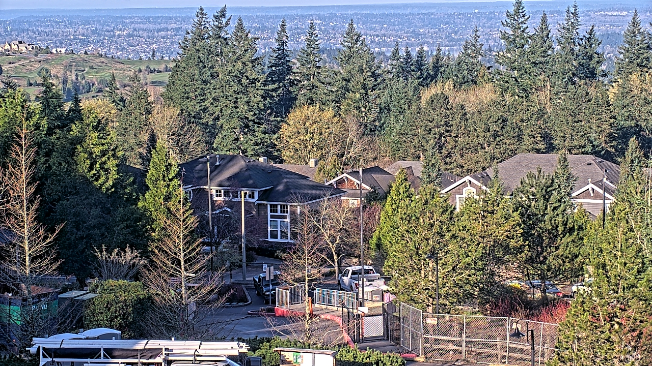 Thumbnail for current weather camera view from Open Window School 1200 ft elev Cougar Mtn in Bellevue, Washington