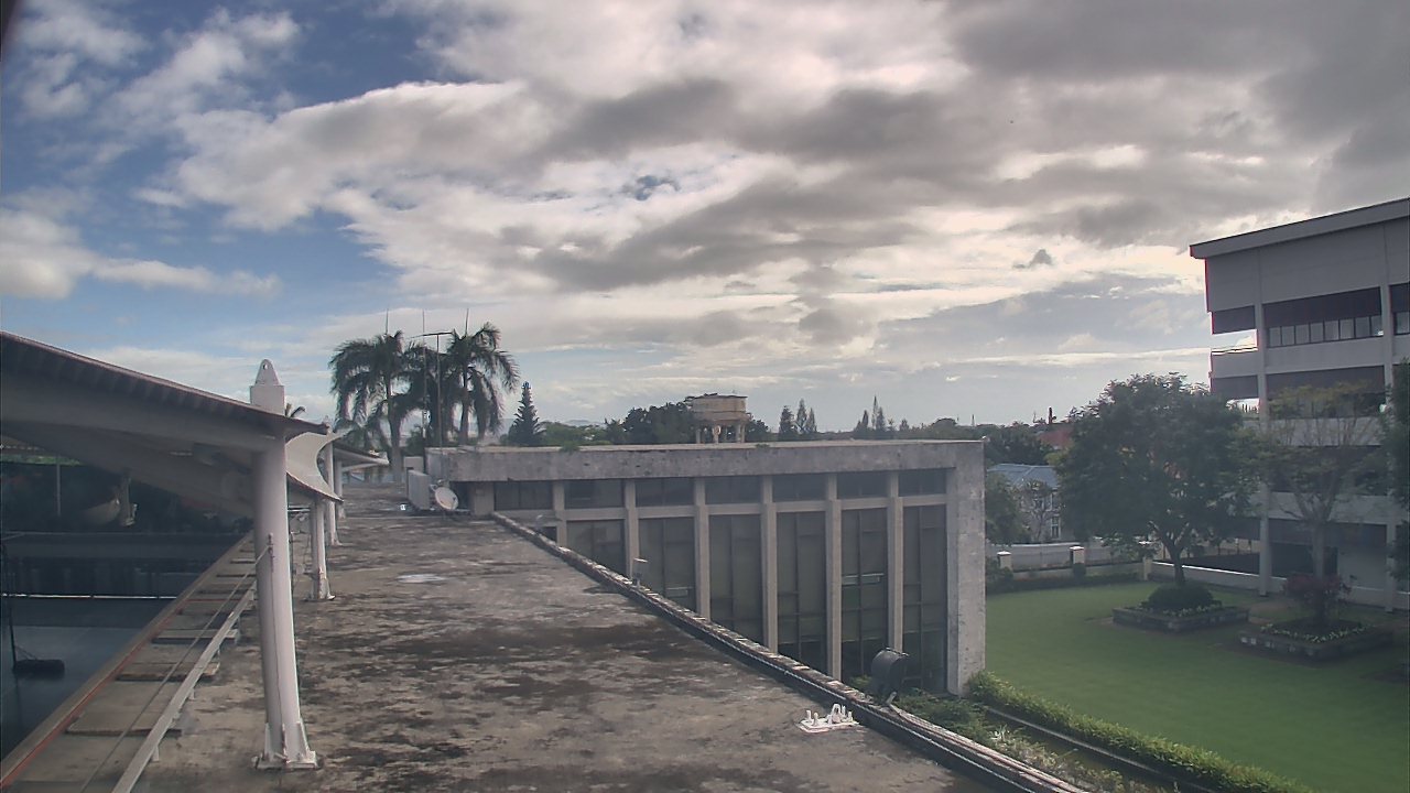 Thumbnail for current weather camera view from Brent International School Manila in Santa Rosa, Laguna