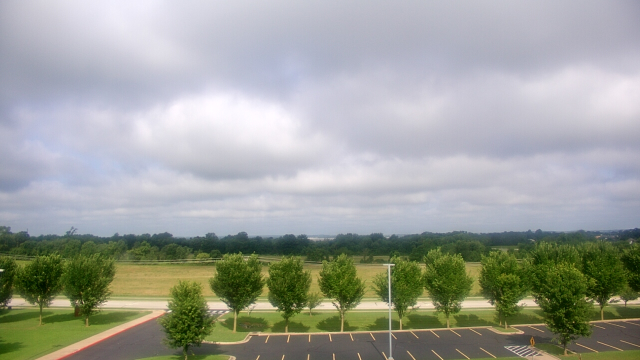 Thumbnail for current weather camera view from Fulbright JHS in Bentonville, Arkansas