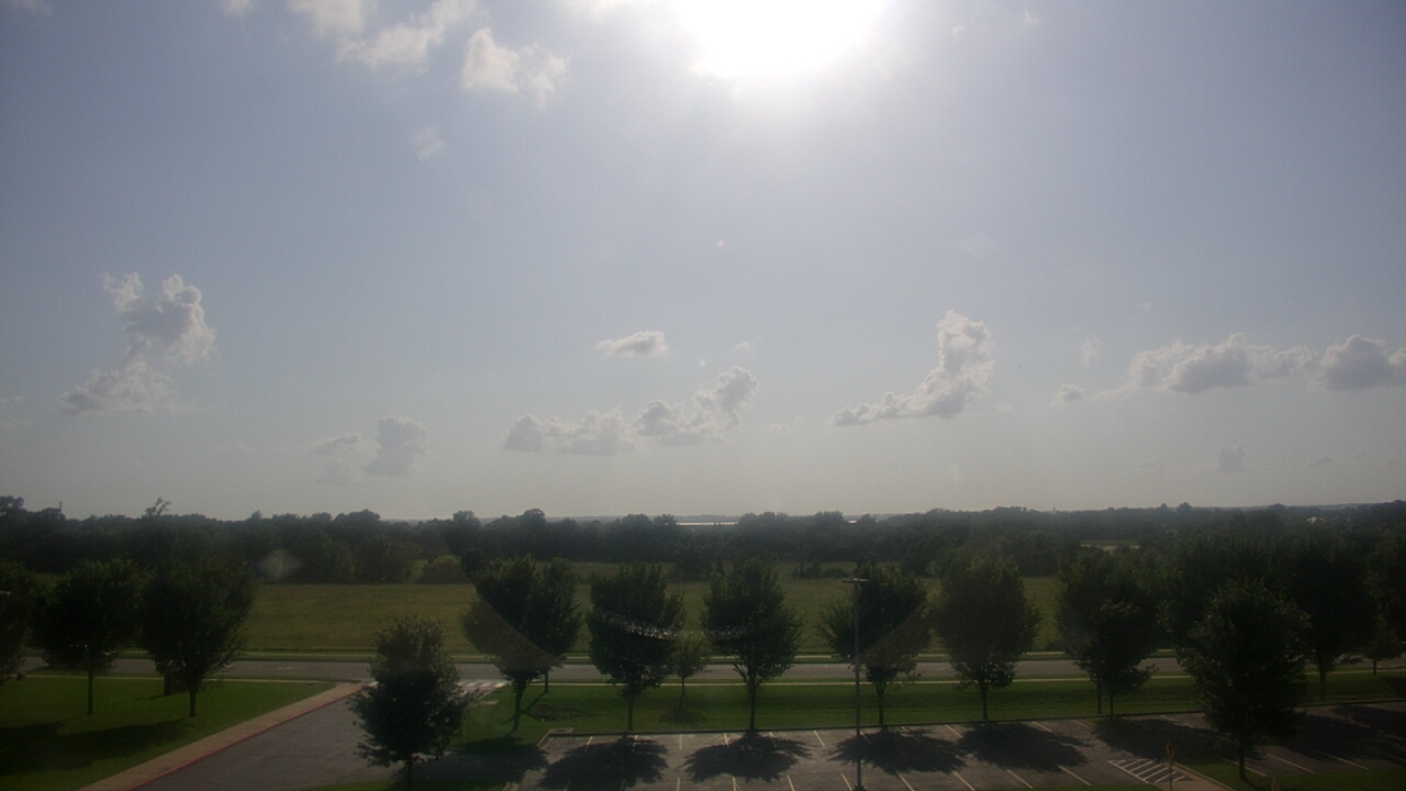 Thumbnail for current weather camera view from Fulbright JHS in Bentonville, Arkansas