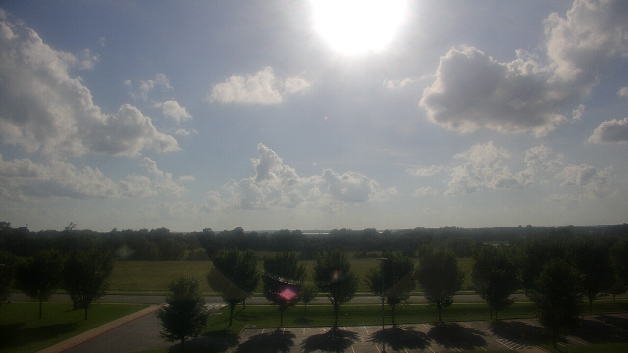 Thumbnail for current weather camera view from Fulbright JHS in Bentonville, Arkansas