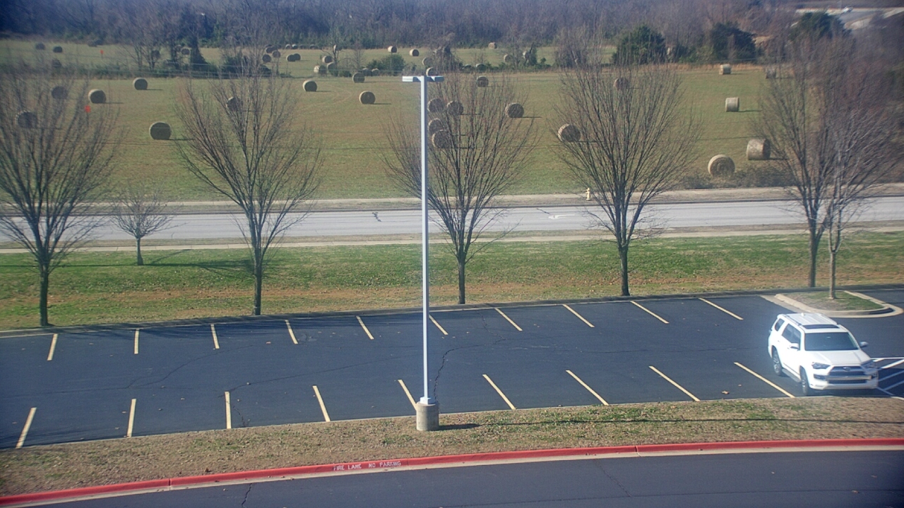 Thumbnail for current weather camera view from Fulbright JHS in Bentonville, Arkansas