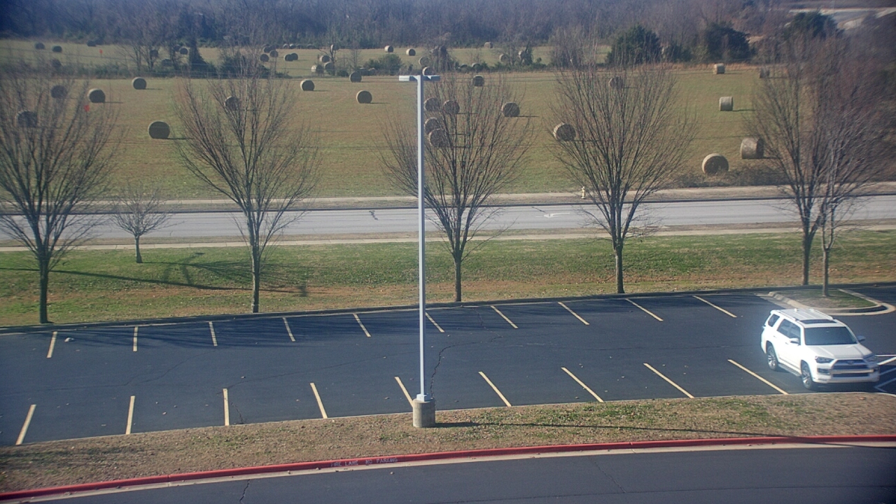 Thumbnail for current weather camera view from Fulbright JHS in Bentonville, Arkansas