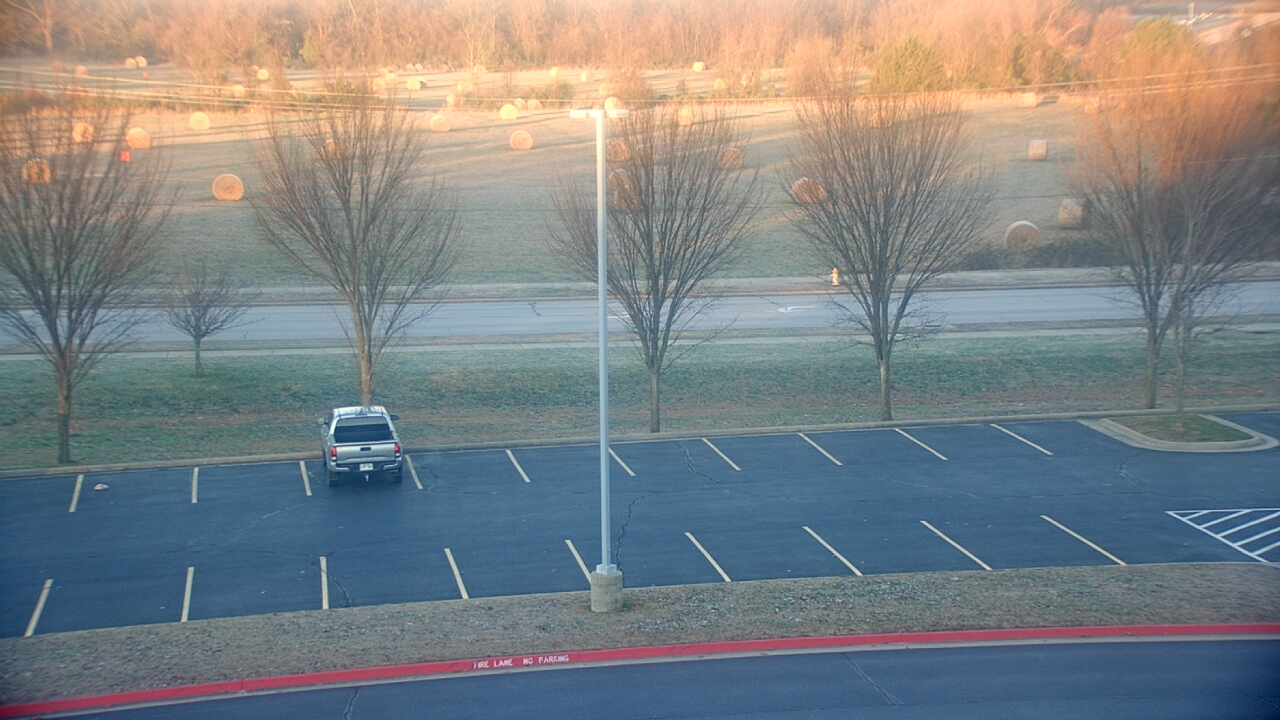 Thumbnail for current weather camera view from Fulbright JHS in Bentonville, Arkansas