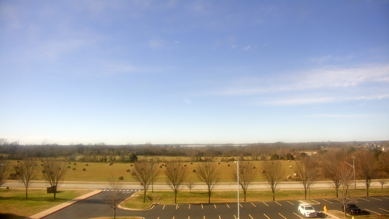 Thumbnail for current weather camera view from Fulbright JHS in Bentonville, Arkansas
