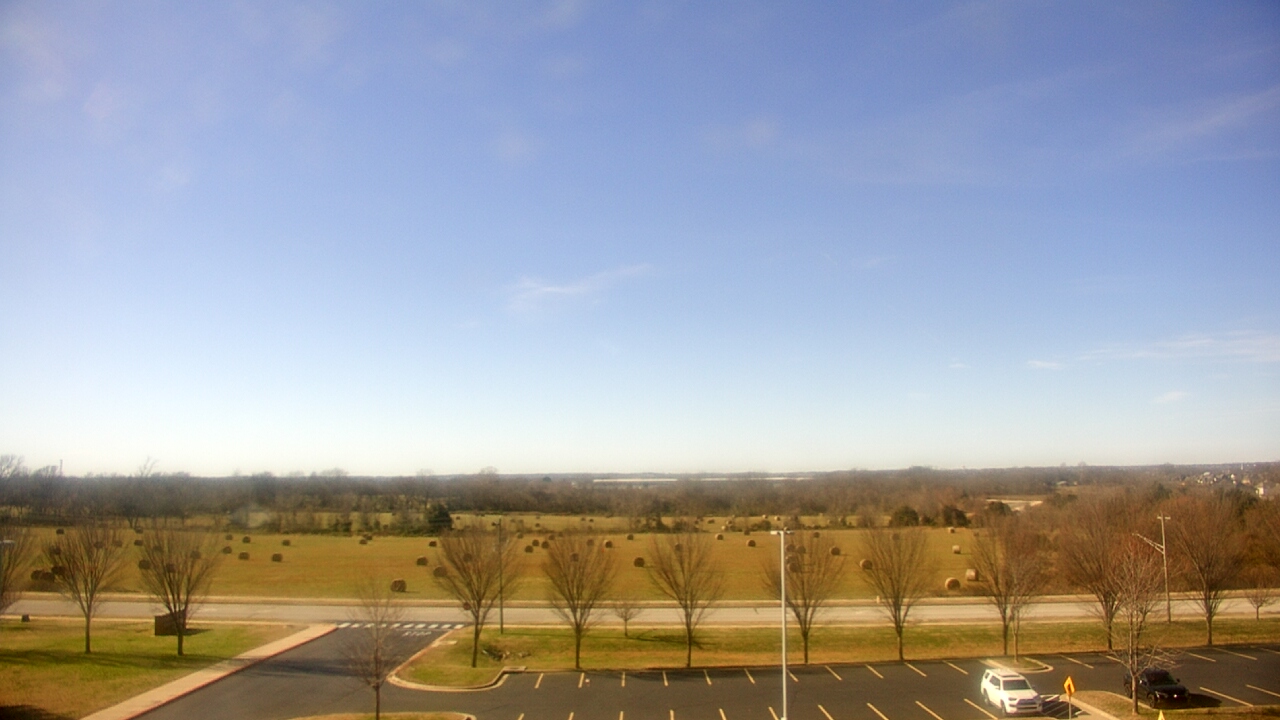 Thumbnail for current weather camera view from Fulbright JHS in Bentonville, Arkansas