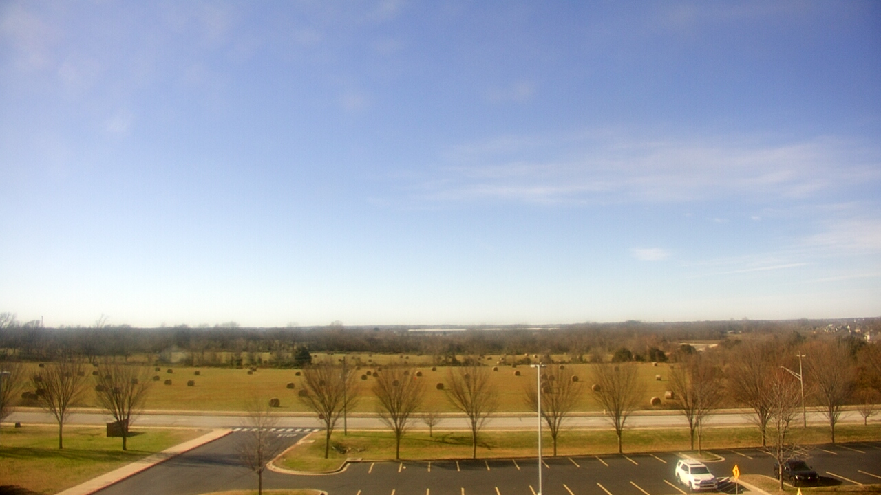 Thumbnail for current weather camera view from Fulbright JHS in Bentonville, Arkansas