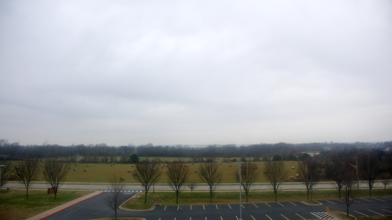 Thumbnail for current weather camera view from Fulbright JHS in Bentonville, Arkansas