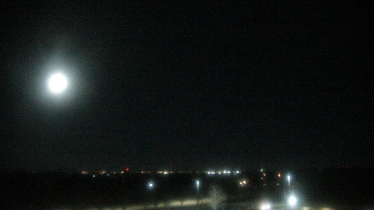 Thumbnail for current weather camera view from Fulbright JHS in Bentonville, Arkansas