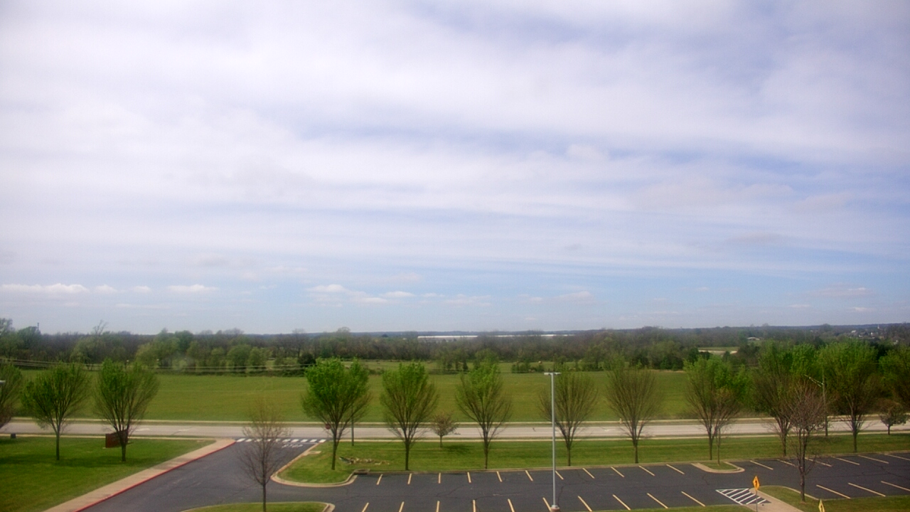 Thumbnail for current weather camera view from Fulbright JHS in Bentonville, Arkansas