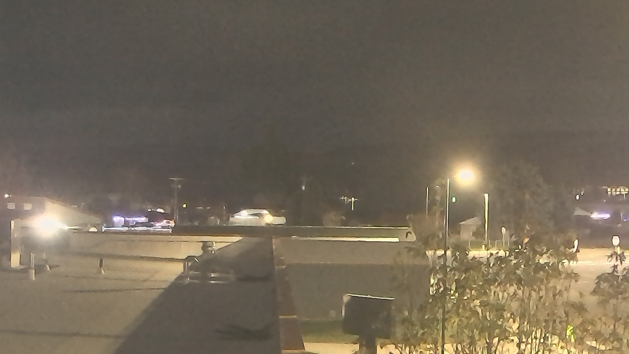 Thumbnail for current weather camera view from Bridgeport High School in Bridgeport, Washington