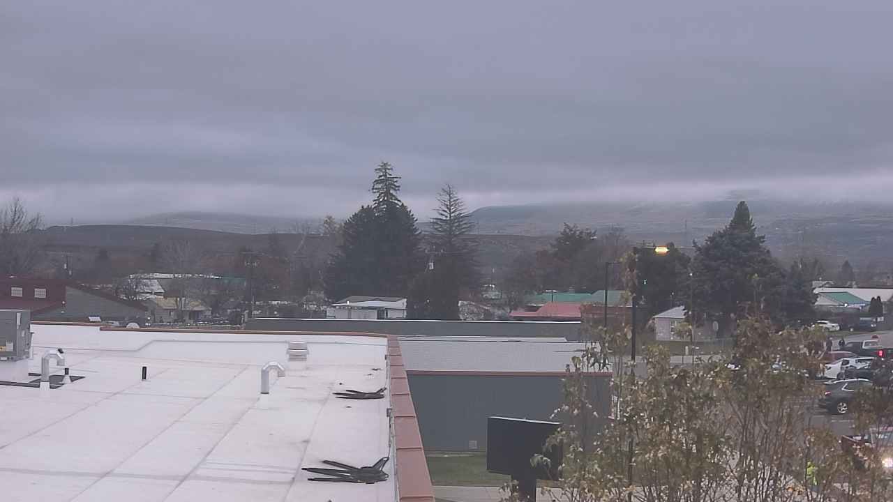 Thumbnail for current weather camera view from Bridgeport High School in Bridgeport, Washington