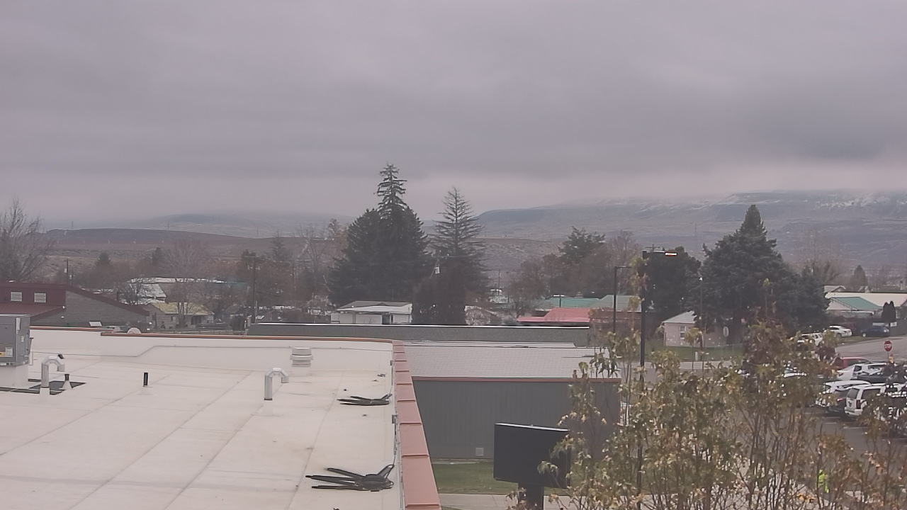 Thumbnail for current weather camera view from Bridgeport High School in Bridgeport, Washington