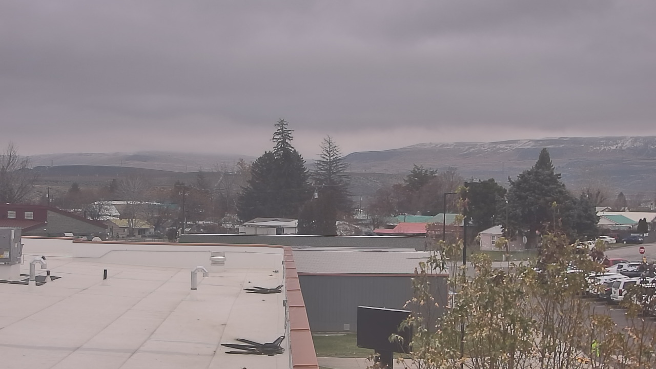 Thumbnail for current weather camera view from Bridgeport High School in Bridgeport, Washington