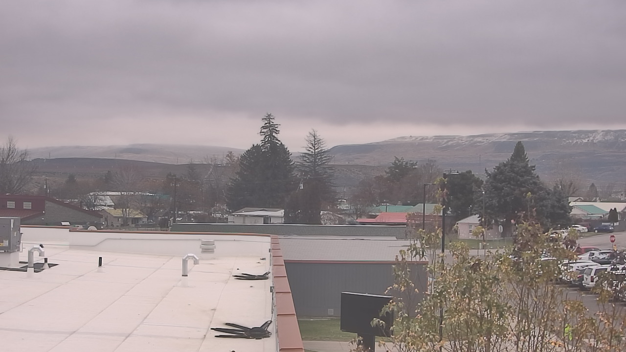 Thumbnail for current weather camera view from Bridgeport High School in Bridgeport, Washington