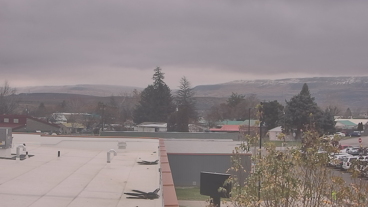 Thumbnail for current weather camera view from Bridgeport High School in Bridgeport, Washington