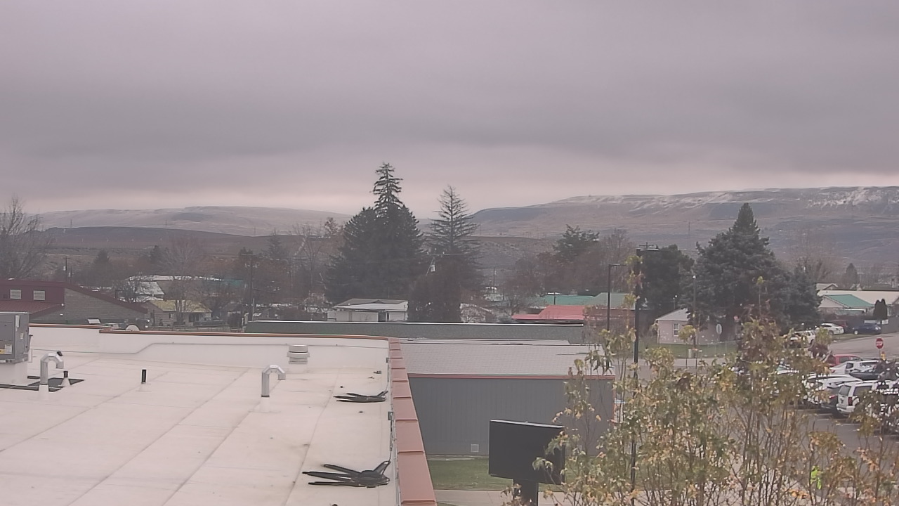 Thumbnail for current weather camera view from Bridgeport High School in Bridgeport, Washington