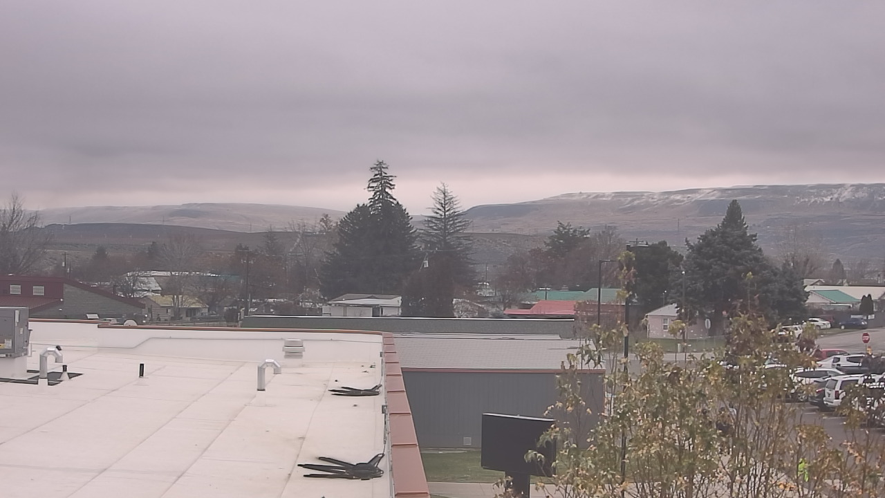 Thumbnail for current weather camera view from Bridgeport High School in Bridgeport, Washington