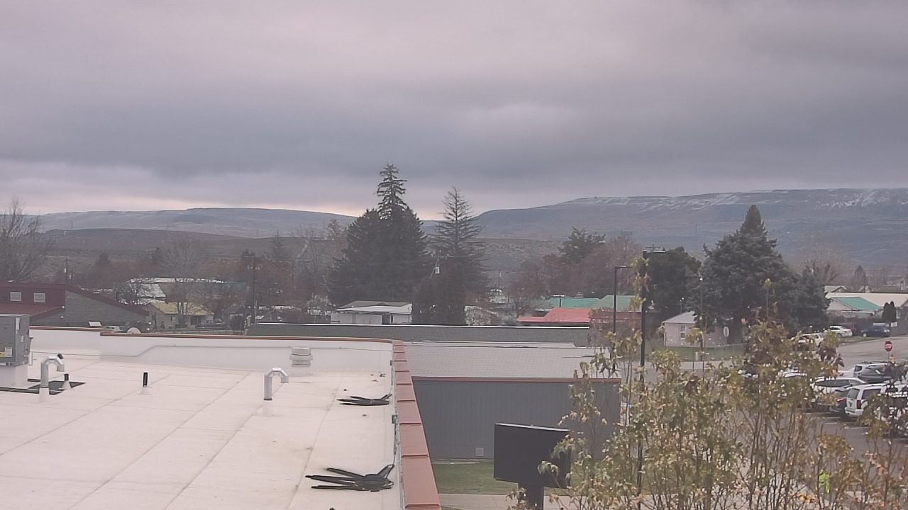Thumbnail for current weather camera view from Bridgeport High School in Bridgeport, Washington