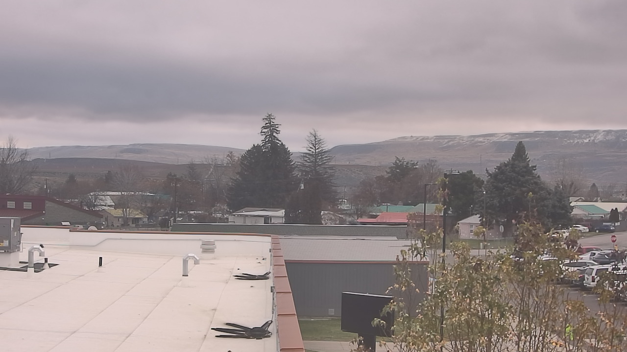 Thumbnail for current weather camera view from Bridgeport High School in Bridgeport, Washington