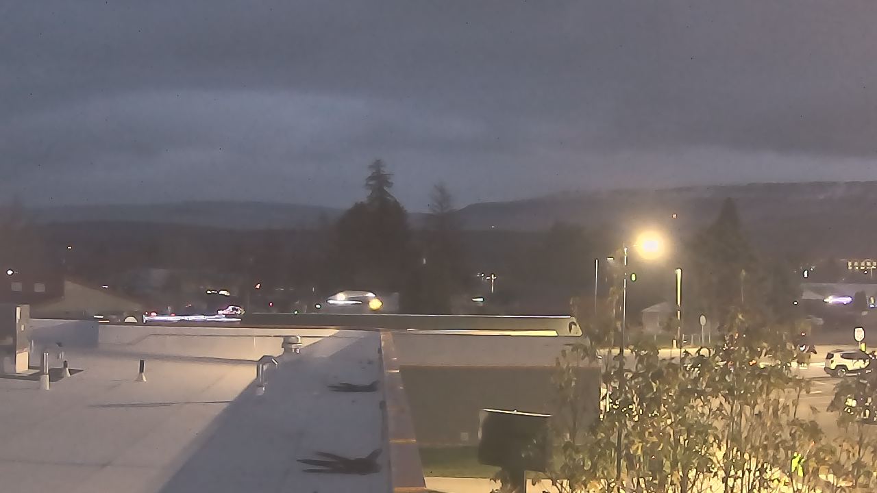 Thumbnail for current weather camera view from Bridgeport High School in Bridgeport, Washington