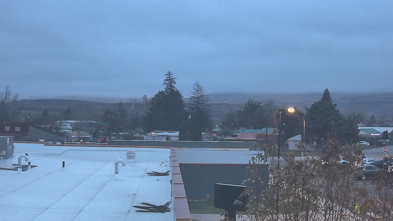 Thumbnail for current weather camera view from Bridgeport High School in Bridgeport, Washington