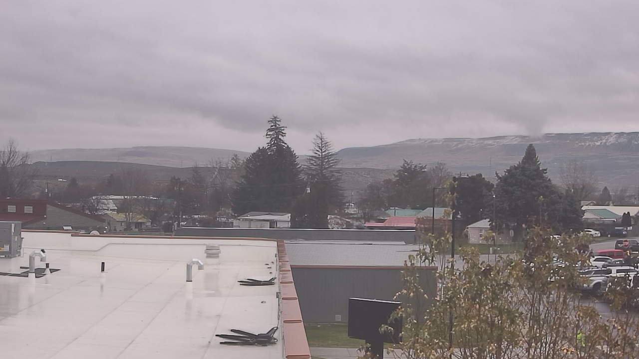 Thumbnail for current weather camera view from Bridgeport High School in Bridgeport, Washington