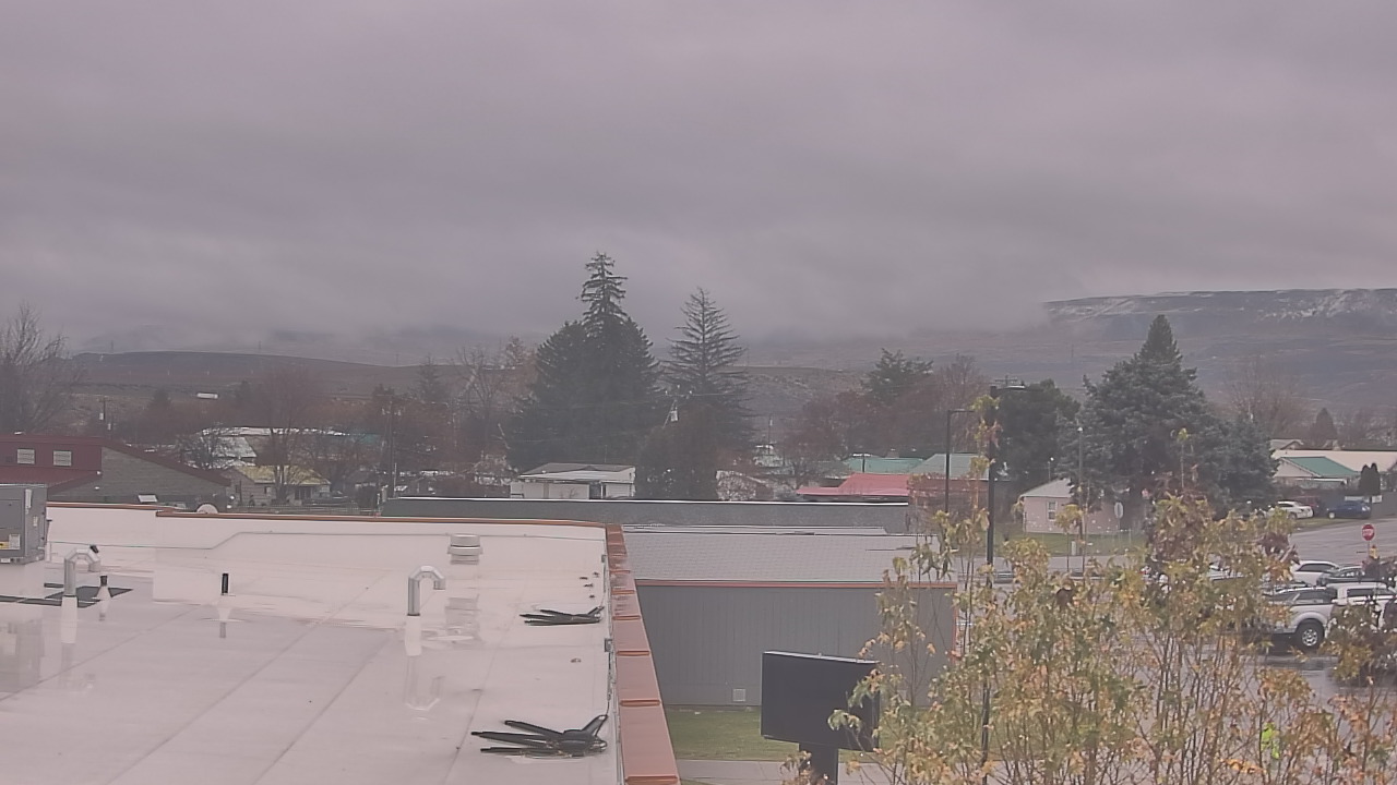Thumbnail for current weather camera view from Bridgeport High School in Bridgeport, Washington
