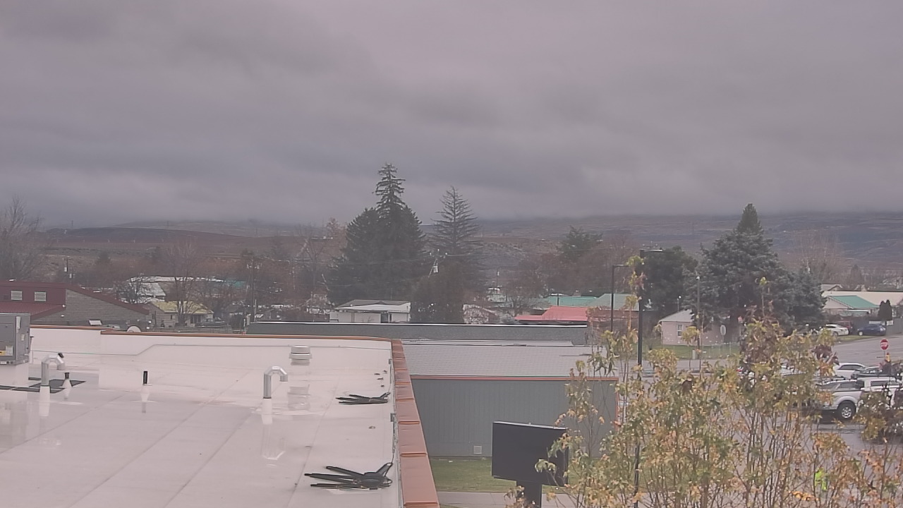 Thumbnail for current weather camera view from Bridgeport High School in Bridgeport, Washington