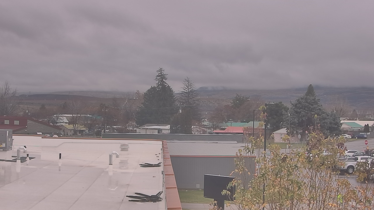 Thumbnail for current weather camera view from Bridgeport High School in Bridgeport, Washington