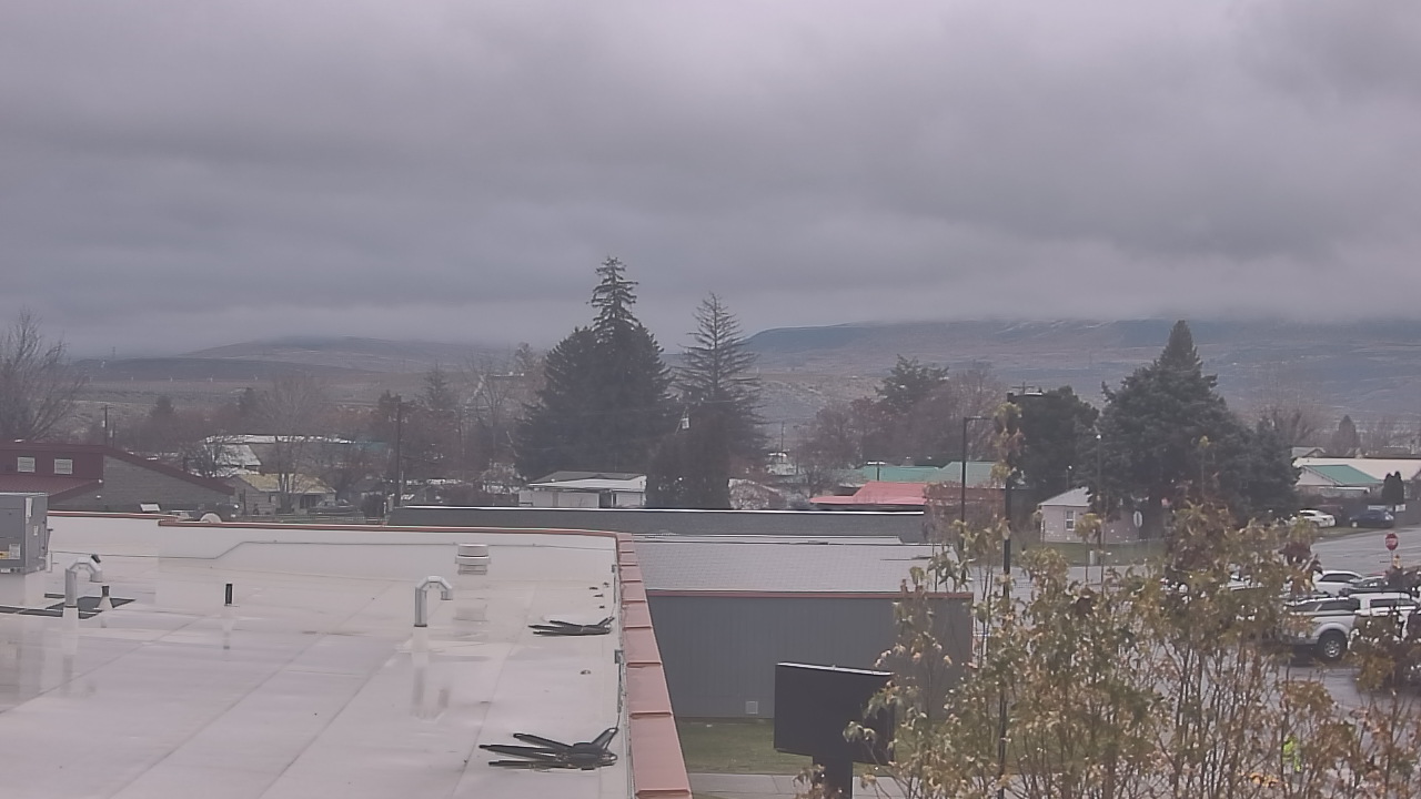 Thumbnail for current weather camera view from Bridgeport High School in Bridgeport, Washington