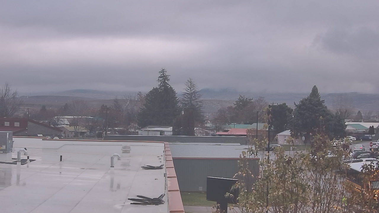 Thumbnail for current weather camera view from Bridgeport High School in Bridgeport, Washington