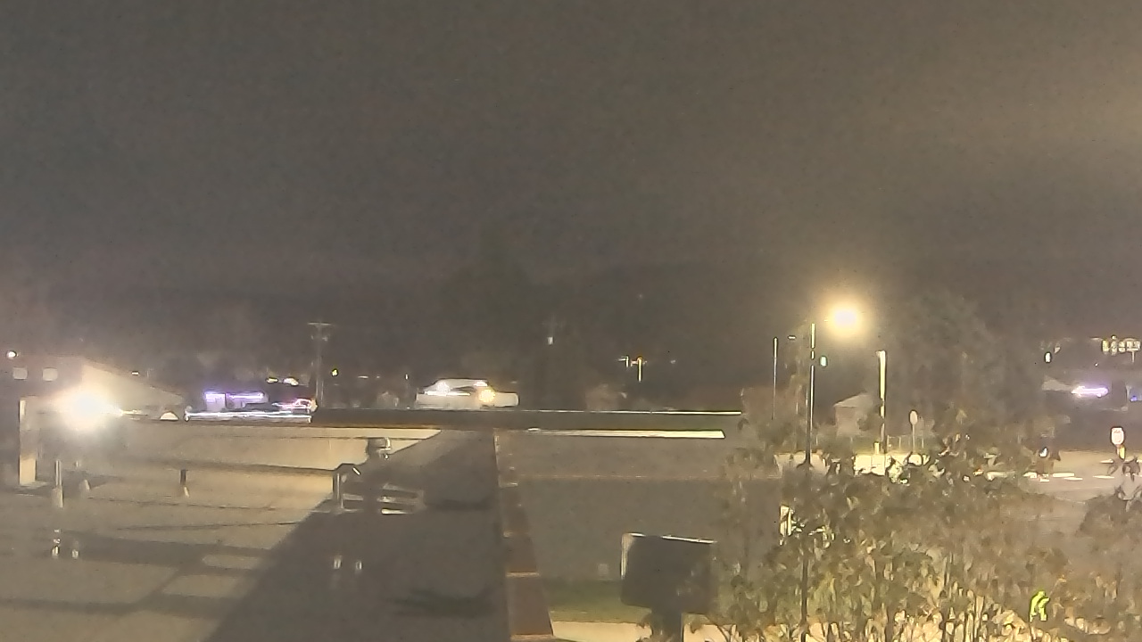 Thumbnail for current weather camera view from Bridgeport High School in Bridgeport, Washington