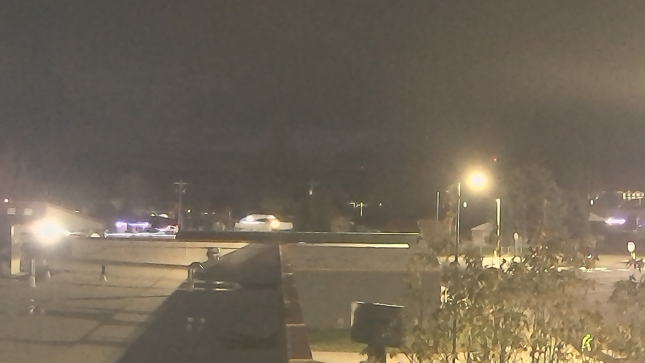 Thumbnail for current weather camera view from Bridgeport High School in Bridgeport, Washington