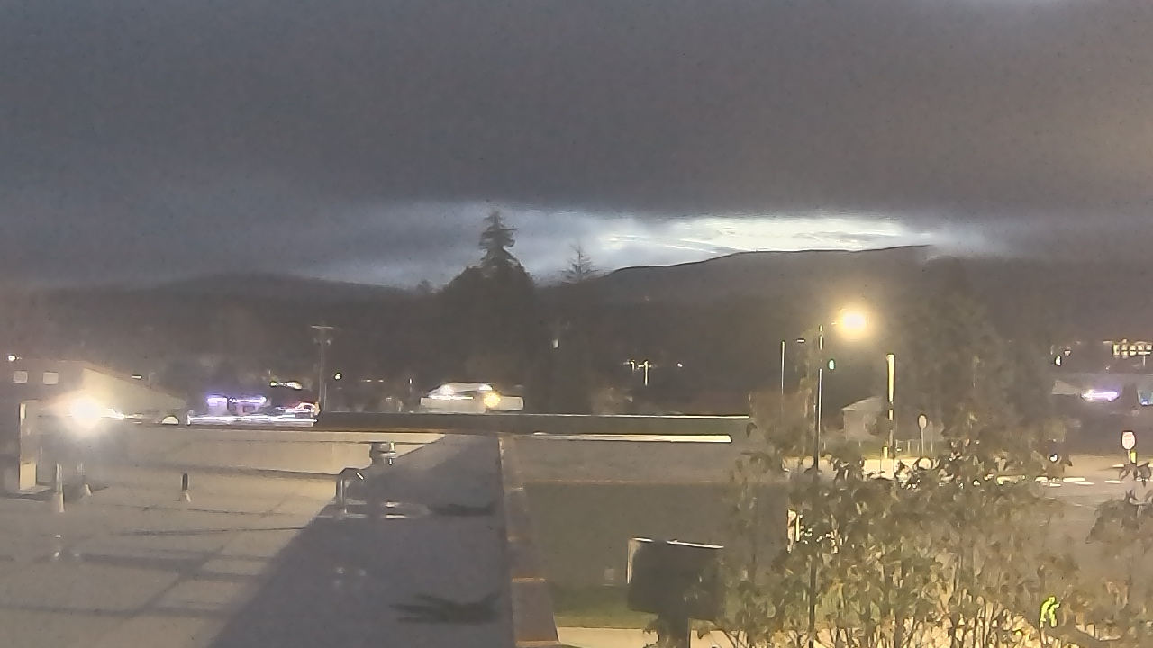 Thumbnail for current weather camera view from Bridgeport High School in Bridgeport, Washington