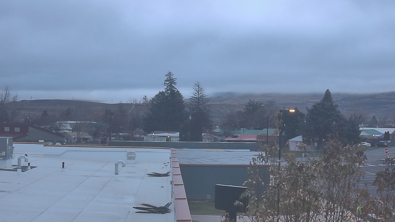 Thumbnail for current weather camera view from Bridgeport High School in Bridgeport, Washington