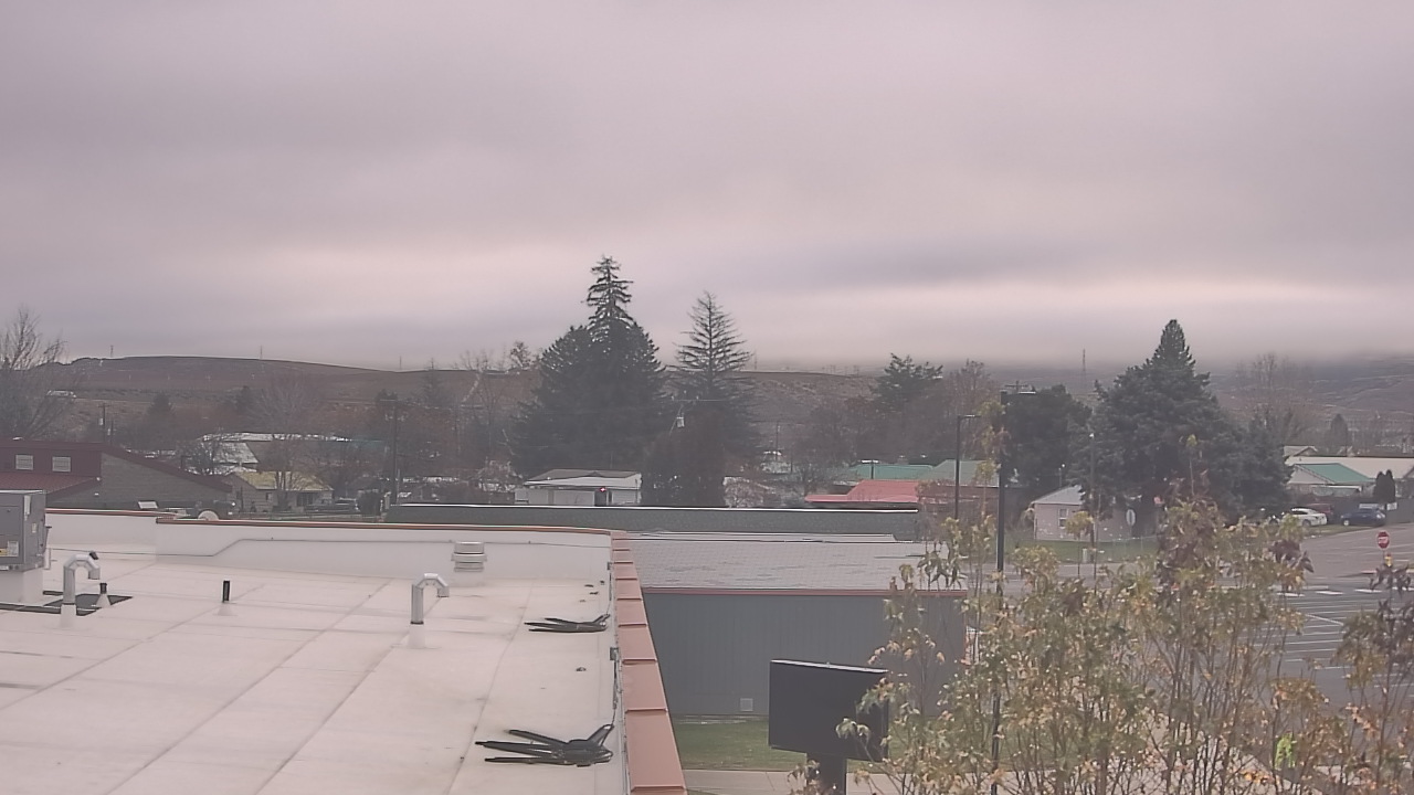 Thumbnail for current weather camera view from Bridgeport High School in Bridgeport, Washington