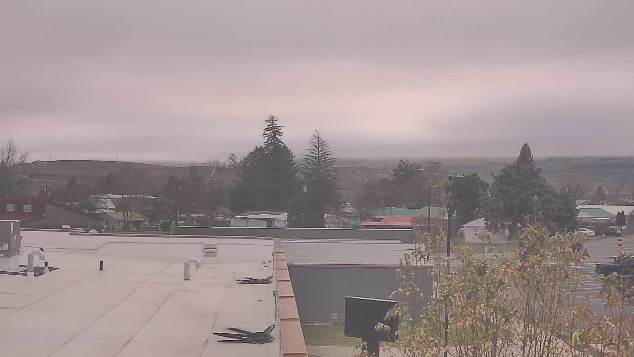Thumbnail for current weather camera view from Bridgeport High School in Bridgeport, Washington