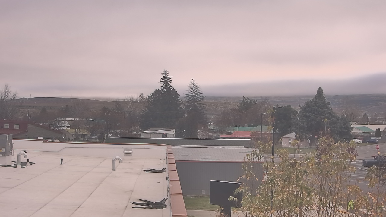 Thumbnail for current weather camera view from Bridgeport High School in Bridgeport, Washington