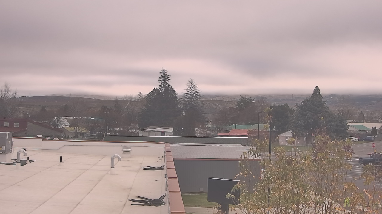 Thumbnail for current weather camera view from Bridgeport High School in Bridgeport, Washington