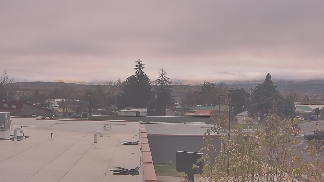 Thumbnail for current weather camera view from Bridgeport High School in Bridgeport, Washington