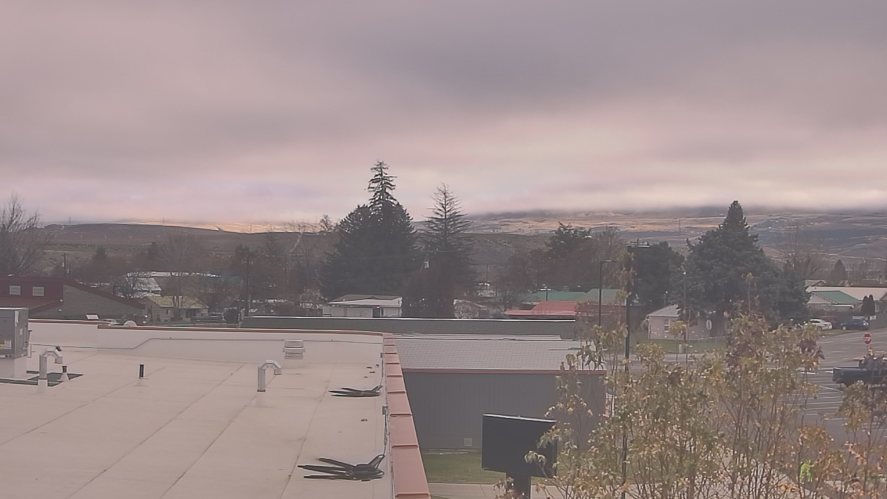 Thumbnail for current weather camera view from Bridgeport High School in Bridgeport, Washington