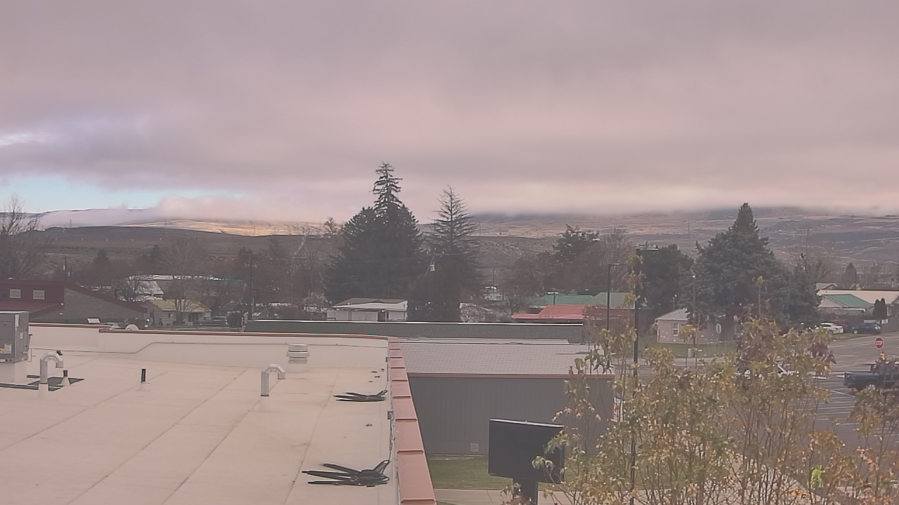 Thumbnail for current weather camera view from Bridgeport High School in Bridgeport, Washington