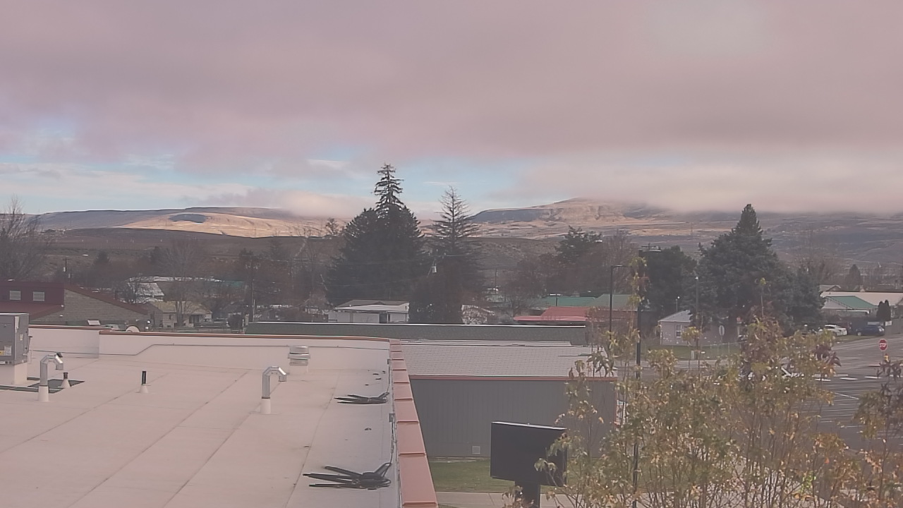 Thumbnail for current weather camera view from Bridgeport High School in Bridgeport, Washington