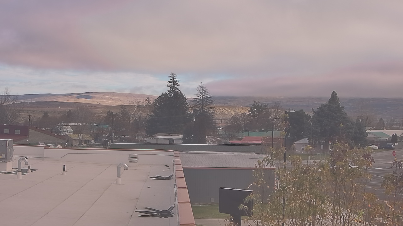 Thumbnail for current weather camera view from Bridgeport High School in Bridgeport, Washington