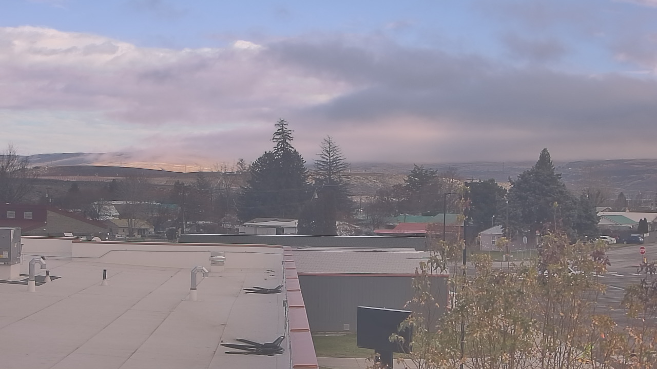 Thumbnail for current weather camera view from Bridgeport High School in Bridgeport, Washington