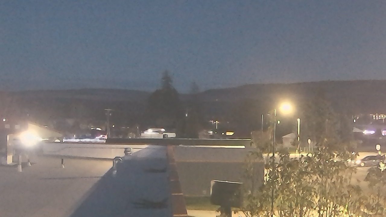 Thumbnail for current weather camera view from Bridgeport High School in Bridgeport, Washington