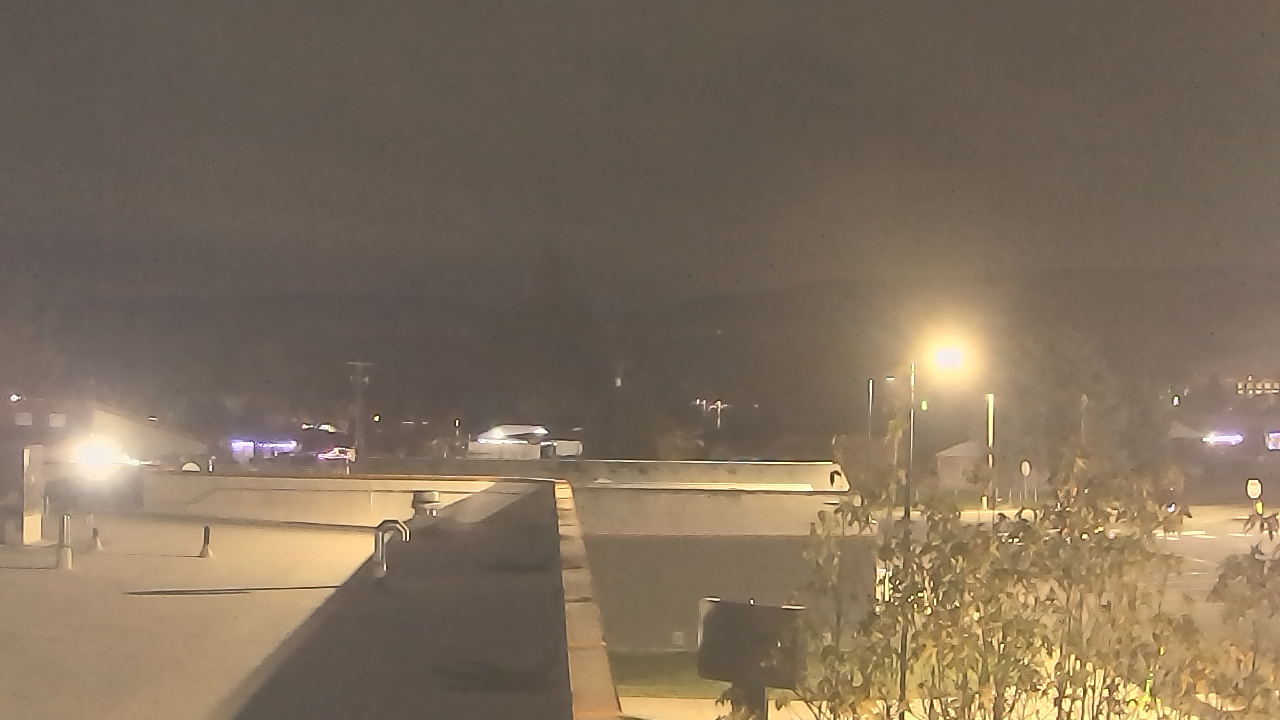 Thumbnail for current weather camera view from Bridgeport High School in Bridgeport, Washington