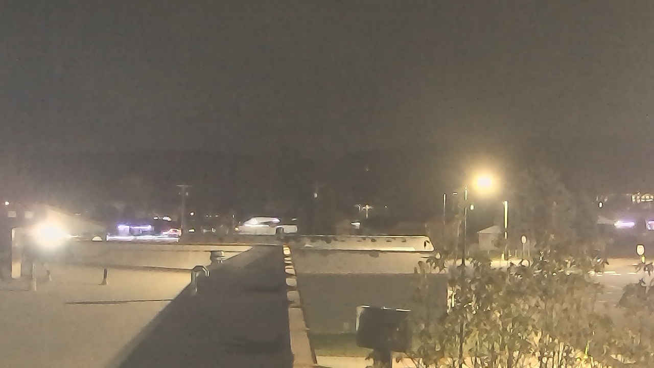 Thumbnail for current weather camera view from Bridgeport High School in Bridgeport, Washington